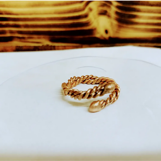 Adjustable Copper Ring – Handcrafted Healing Elegance